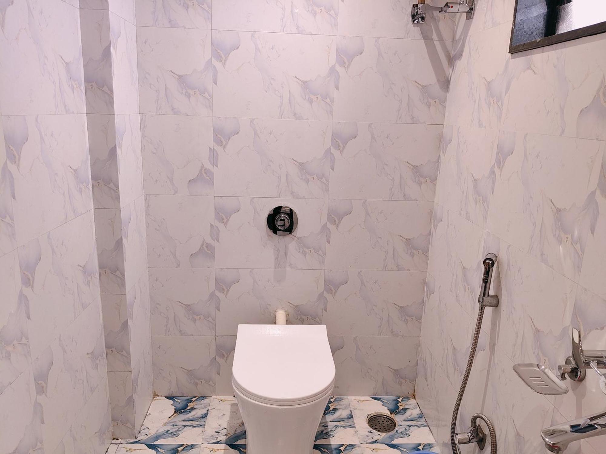Hotel Pragati Inn Ahmednagar Zewnętrze zdjęcie
